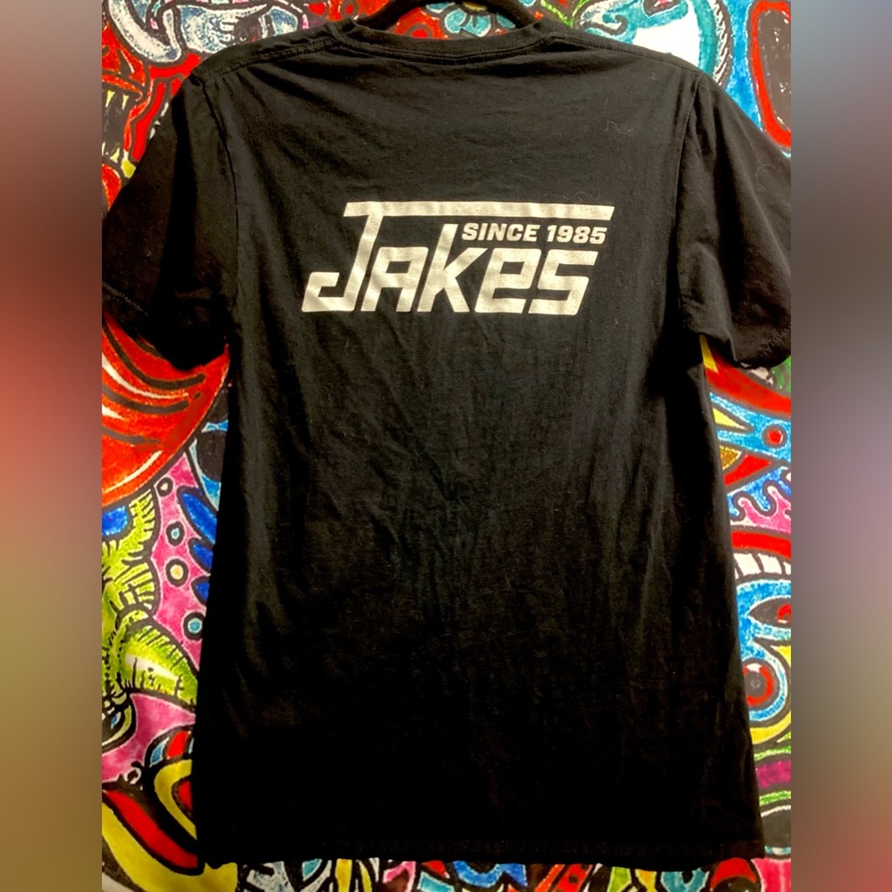 Jakes Burgers and Beer Since 1985 Graphic T-shirt Size S